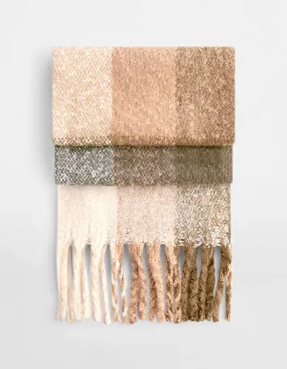 Fluffy Check Scarf